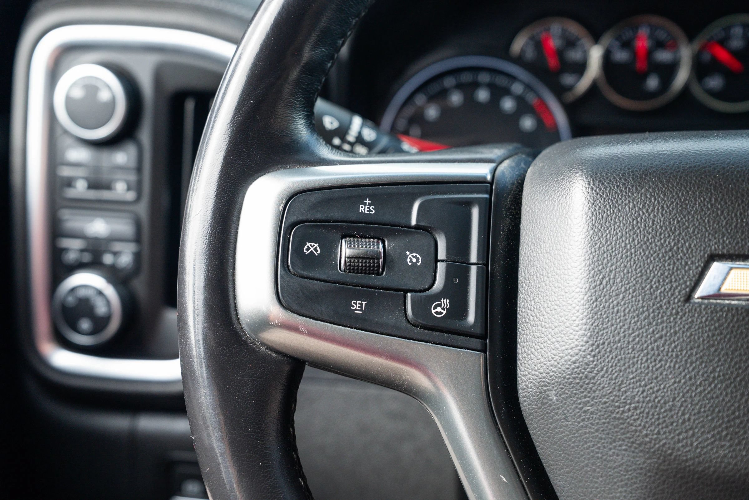 Used 2019 Chevrolet Silverado 1500 LT w/ True North Edition AWD/4WD image 27