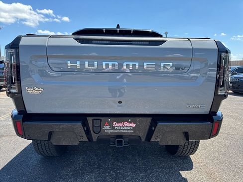 Used 2025 GMC Hummer EV 3X AWD/4WD image 5