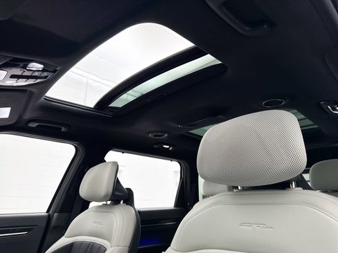 Used 2024 Kia EV9 GT-Line image 3