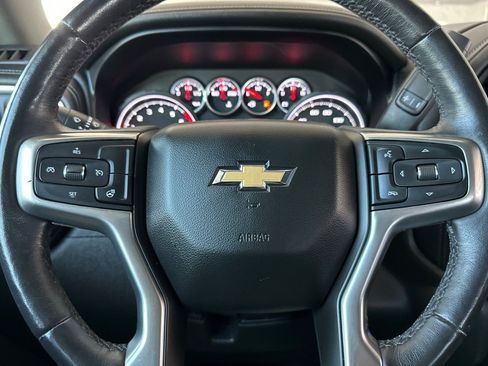 Used 2021 Chevrolet Silverado 1500 LTZ AWD/4WD image 19