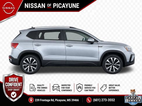 Used 2024 Volkswagen Taos SE FWD image 8