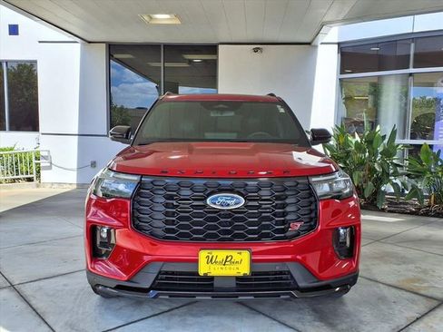 Used 2025 Ford Explorer ST w/ Sun And Sound Package AWD/4WD image 17
