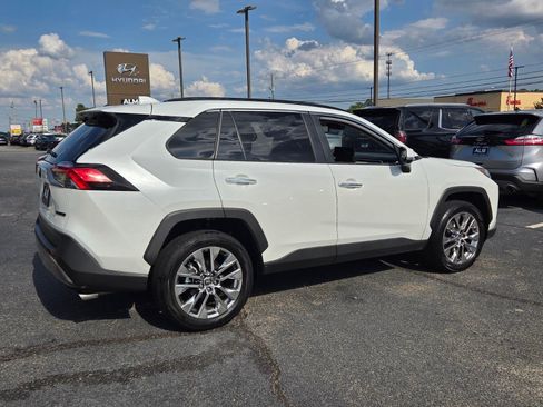 Used 2023 Toyota RAV4 Limited FWD image 15