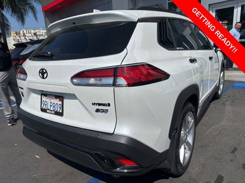 Used 2024 Toyota Corolla Cross SE w/ Moonroof Package image 6