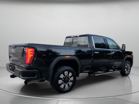 Used 2024 GMC Sierra 2500 Denali w/ Denali Reserve Package AWD/4WD image 28
