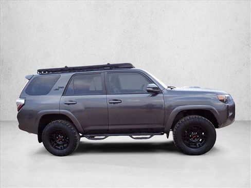 Used 2017 Toyota 4Runner TRD Off-Road Premium AWD/4WD image 5