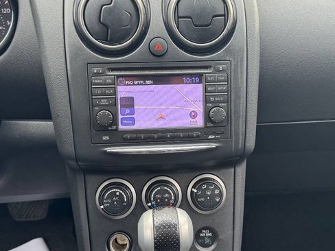 Used 2013 Nissan Rogue SL FWD image 17