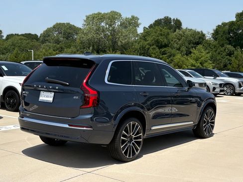 New 2026 Volvo XC90 B5 Ultra w/ Lounge Package image 5