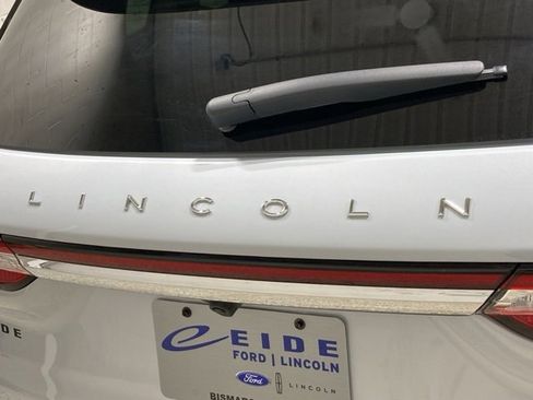 Used 2025 Lincoln Corsair Reserve image 30