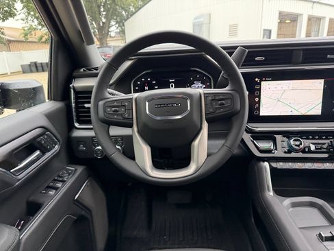 New 2026 GMC Sierra 3500 Denali w/ Denali Reserve Package AWD/4WD image 13