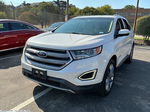 Used 2015 Ford Edge Titanium w/ Technology Package FWD image 4