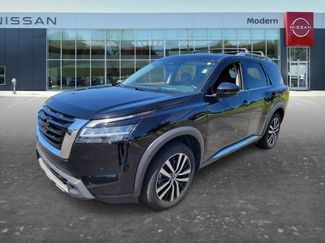 Used 2023 Nissan Pathfinder Platinum FWD video 1
