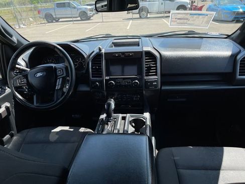 Used 2019 Ford F150 XLT w/ Equipment Group 302A Luxury AWD/4WD image 32