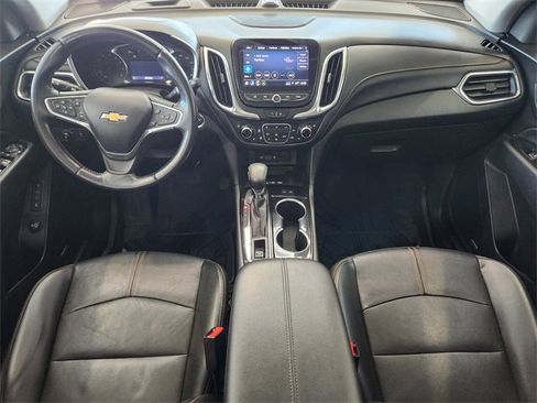 Used 2022 Chevrolet Equinox Premier image 11