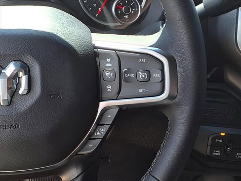 New 2025 RAM 2500 Big Horn AWD/4WD image 6