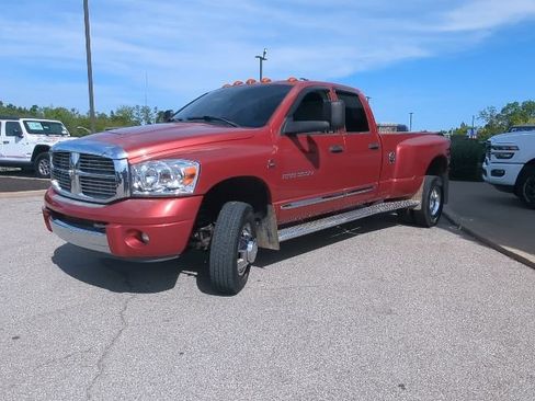 Used 2006 Dodge Ram 3500 Truck Laramie w/ Trailer Tow Group AWD/4WD image 5