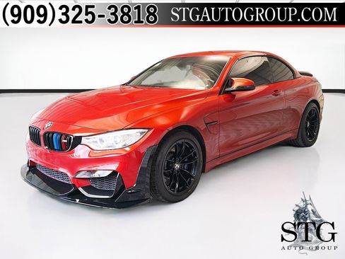 Used 2017 BMW M4 Convertible image 1