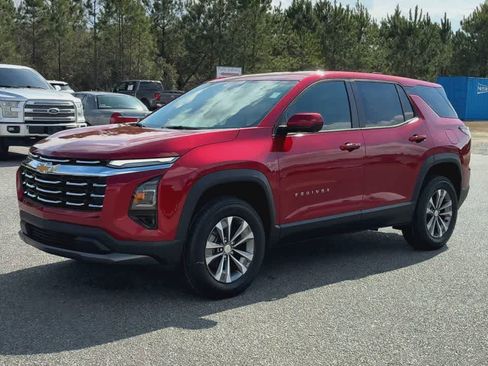 New 2026 Chevrolet Equinox LT w/ Convenience Package II FWD image 4