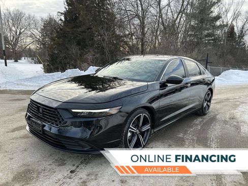 Used 2023 Honda Accord Sport image 1