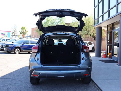 Used 2021 Nissan Kicks SV FWD image 22