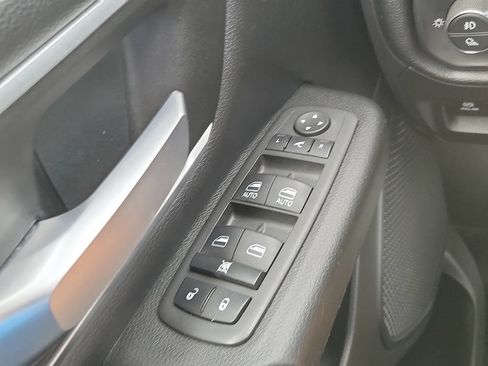 Used 2022 RAM 1500 Big Horn RWD image 13