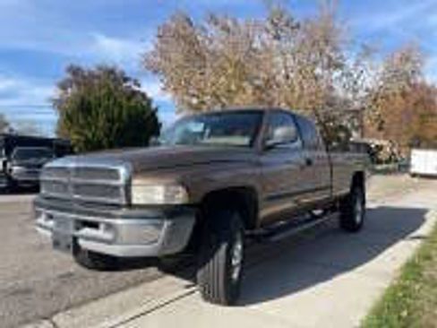 Used 2001 Dodge Ram 2500 Truck 4x4 Quad Cab image 5
