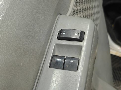 Used 2011 Ford E-150 and Econoline 150 w/ PWR Group RWD image 31
