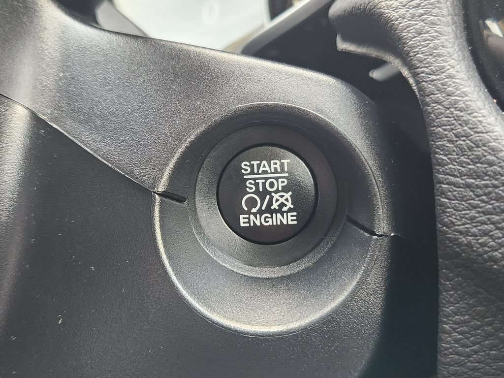 Used 2021 Jeep Compass Limited AWD/4WD image 21