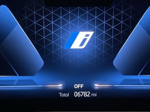 Used 2025 BMW iX xDrive50 w/ Premium Package image 21