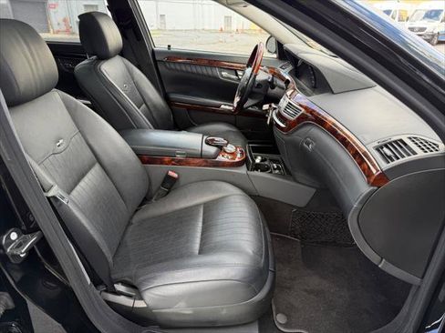 Used 2008 Mercedes-Benz S 600 image 17
