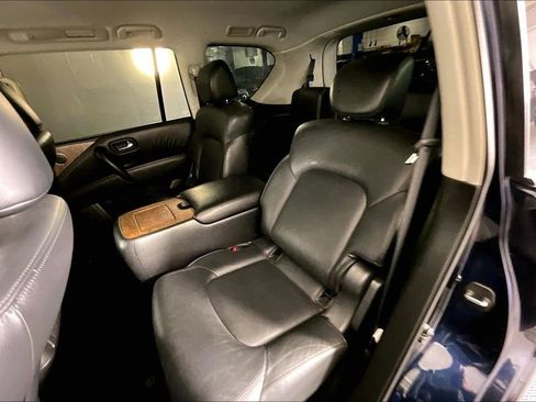Used 2023 Nissan Armada SL w/ Captain's Chairs Package RWD image 32