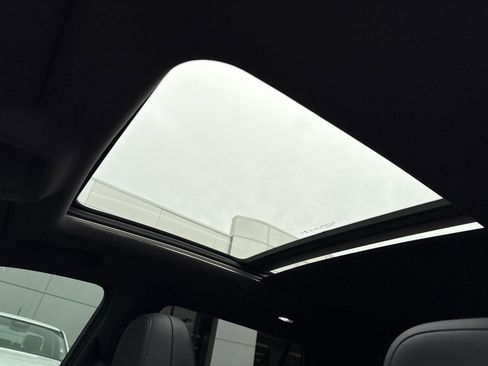 Used 2026 Chevrolet Equinox RS image 5