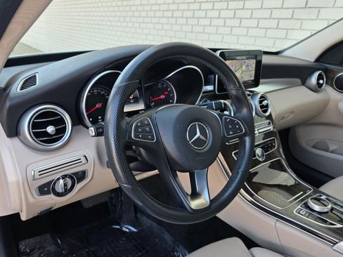 Used 2017 Mercedes-Benz C 300 4MATIC Sedan image 10