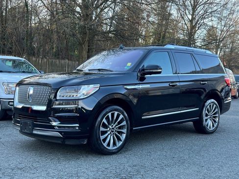 Used 2020 Lincoln Navigator Reserve w/ Luxury Package image 2