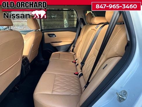 Used 2023 Nissan Rogue Platinum w/ Platinum Premium Package image 11