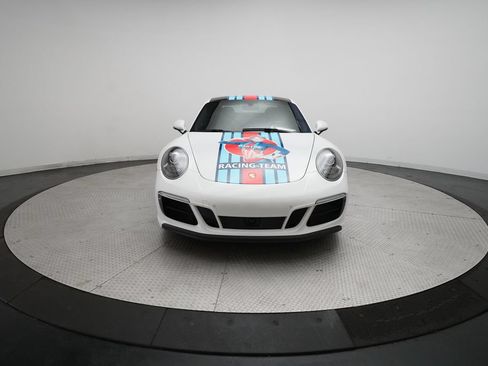 Used 2019 Porsche 911 Carrera GTS RWD image 2