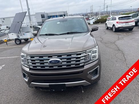 Used 2018 Ford Expedition Limited image 2