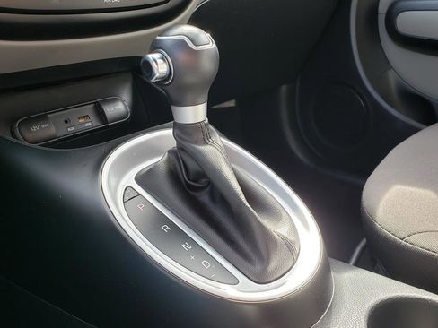 Used 2017 Kia Soul w/ Convenience Package image 25