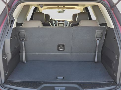 Used 2015 GMC Acadia SLT FWD image 26