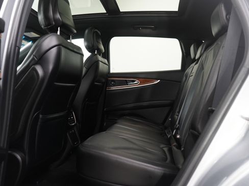 Used 2020 Lincoln Nautilus Reserve w/ Equipment Group 201A image 19