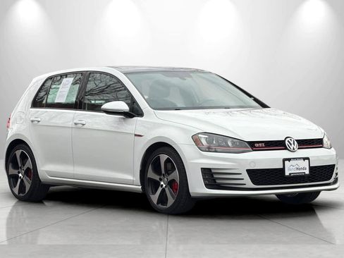 Used 2016 Volkswagen GTI Autobahn w/ Lighting Package (SEL) image 9