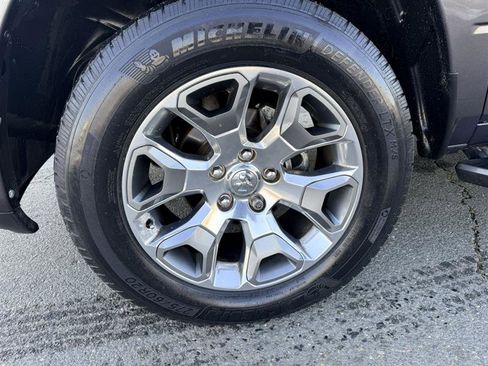 Used 2017 RAM 1500 Limited image 9