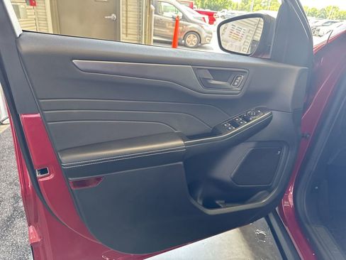 New 2025 Ford Escape Active w/ Cold Weather Package image 25