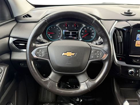 Used 2018 Chevrolet Traverse LT image 13