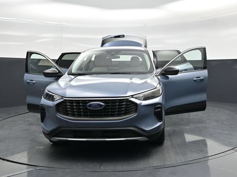Used 2024 Ford Escape Active FWD image 29