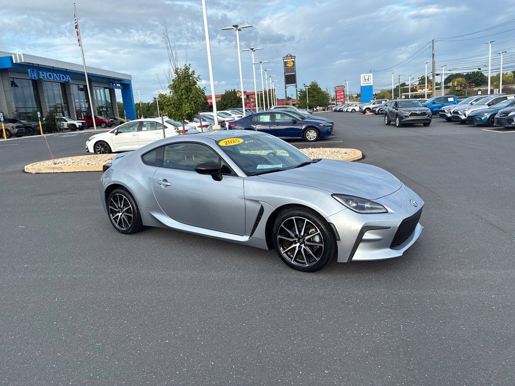 Used 2024 Toyota GR86 RWD image 3