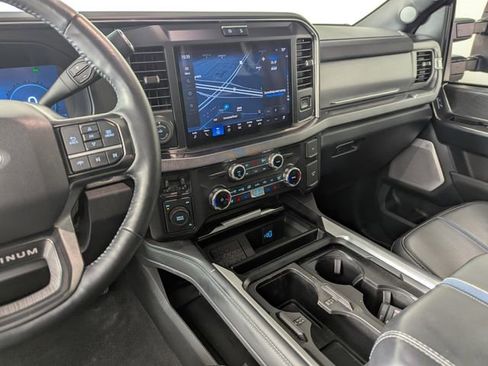 Used 2025 Ford F450 Platinum w/ FX4 Off-Road Package AWD/4WD image 14