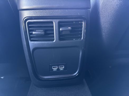 Used 2023 Dodge Charger R/T w/ Blacktop Package image 28