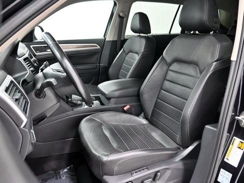Used 2019 Volkswagen Atlas SEL Premium AWD/4WD image 5