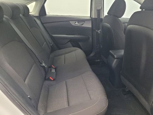 Used 2019 Kia Forte LXS image 19